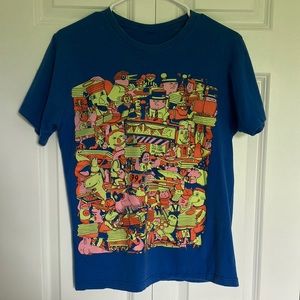 Graphic tee shirt